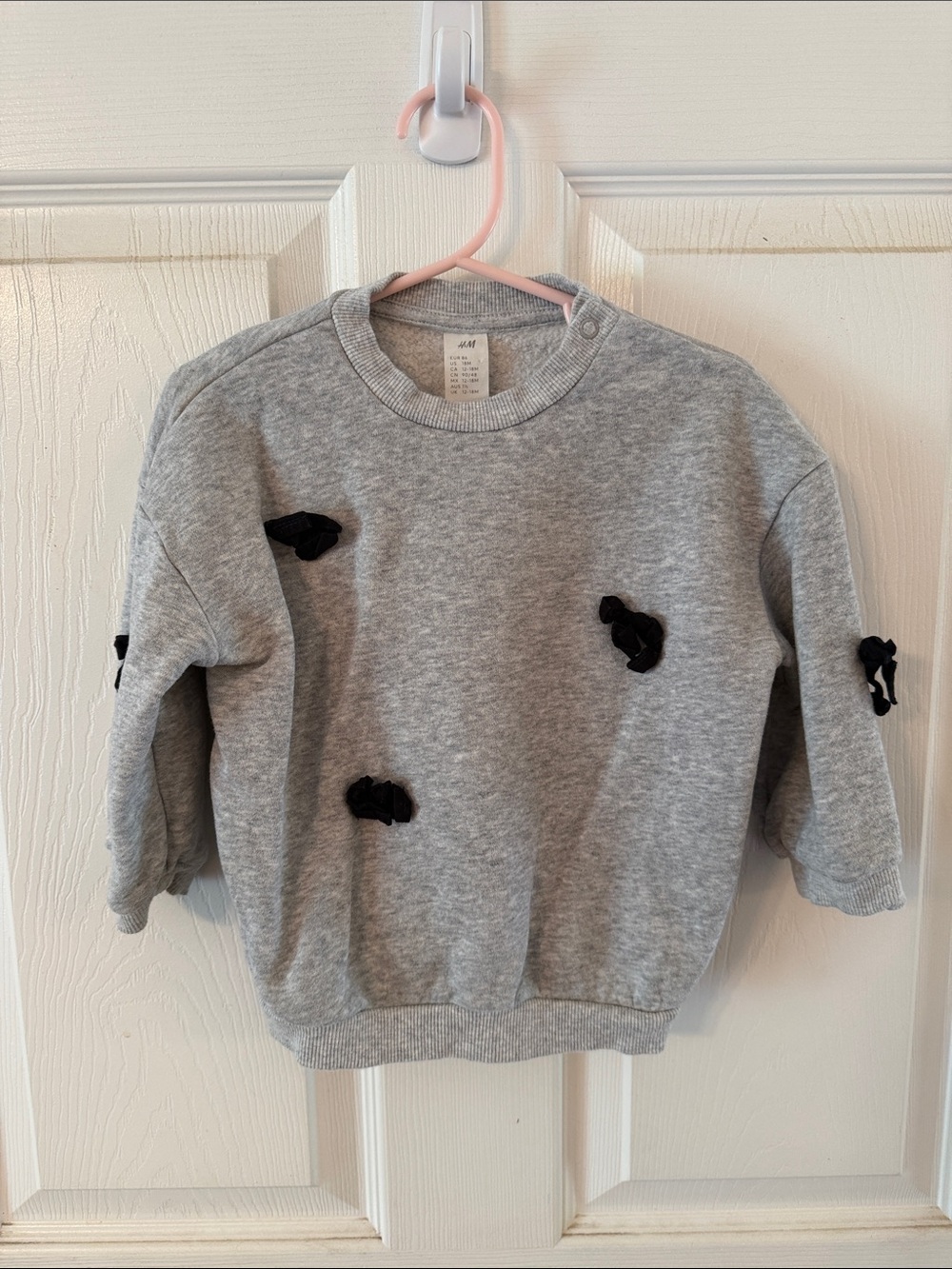 H&M Black Bow Heathered Grey Crew 18M